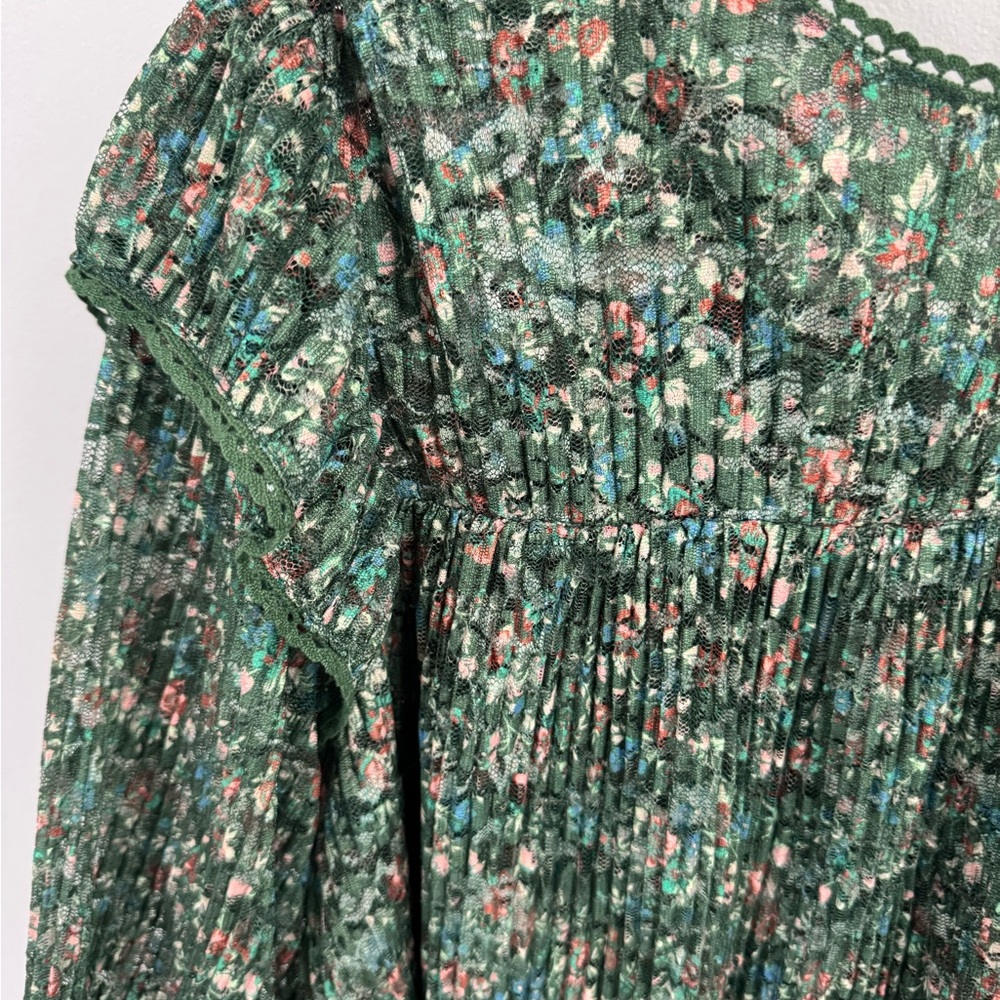 Floral Green Blouse - Picture 3 of 5